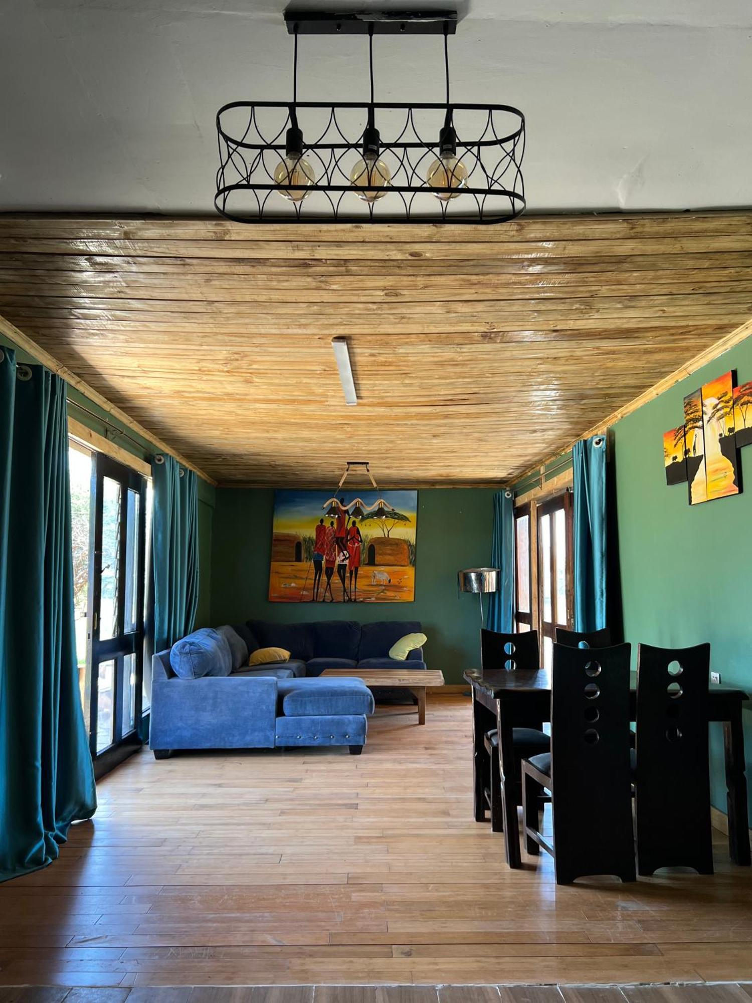 Oloitokitok Amboseli Glass House מראה חיצוני תמונה